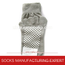 Men′s Anti Slip Toe Sock (UBUY-058)